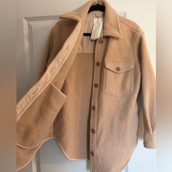 Aritzia Wilfred Free, Ganna Shirt Jacket, Tan Camel 100%  Merino wool size Small - Picture 9 of 11
